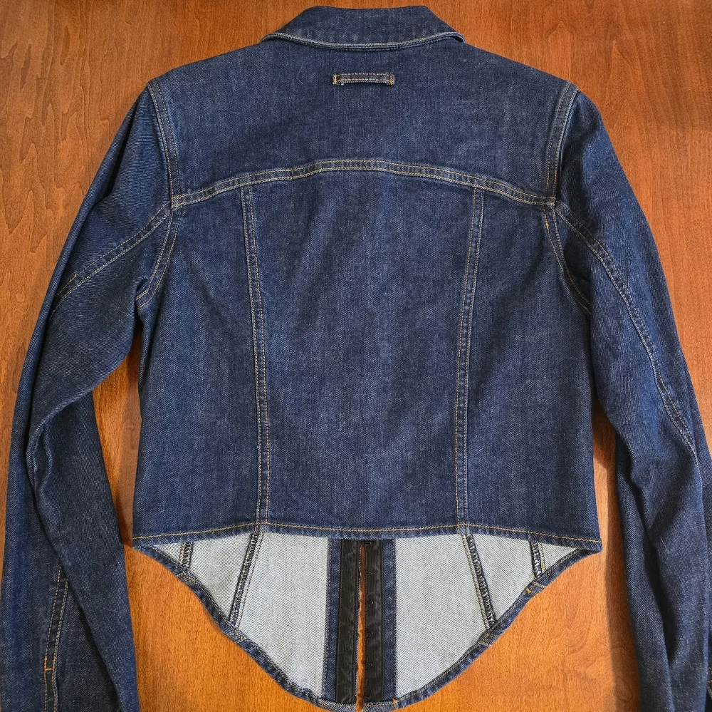 NWT Amanda Uprichard Bristol Denim Top in Dark Blue Heritage Wash - Sz Medium - Picture 15 of 16